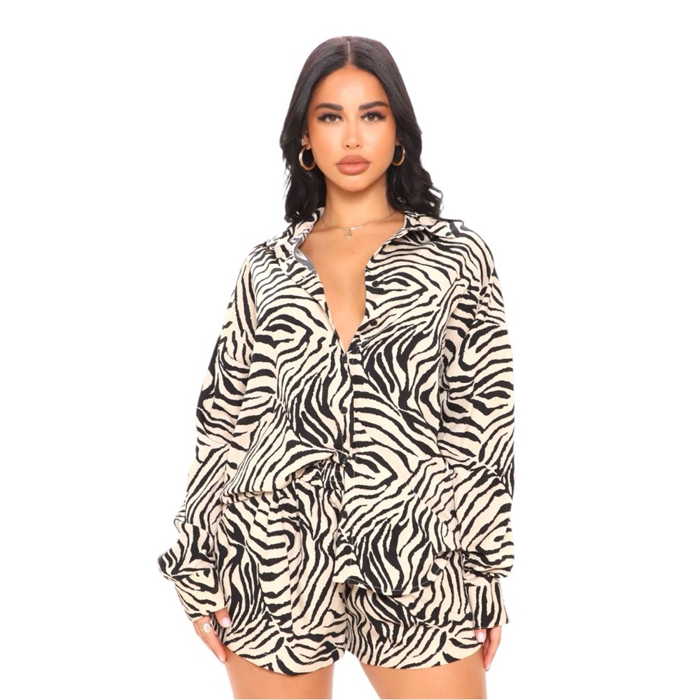 Fashion Nova She’s A Beast Zebra Short Set